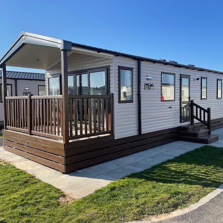 Maple Prestige Holiday Home Chapel Saint Leonards Exterior photo